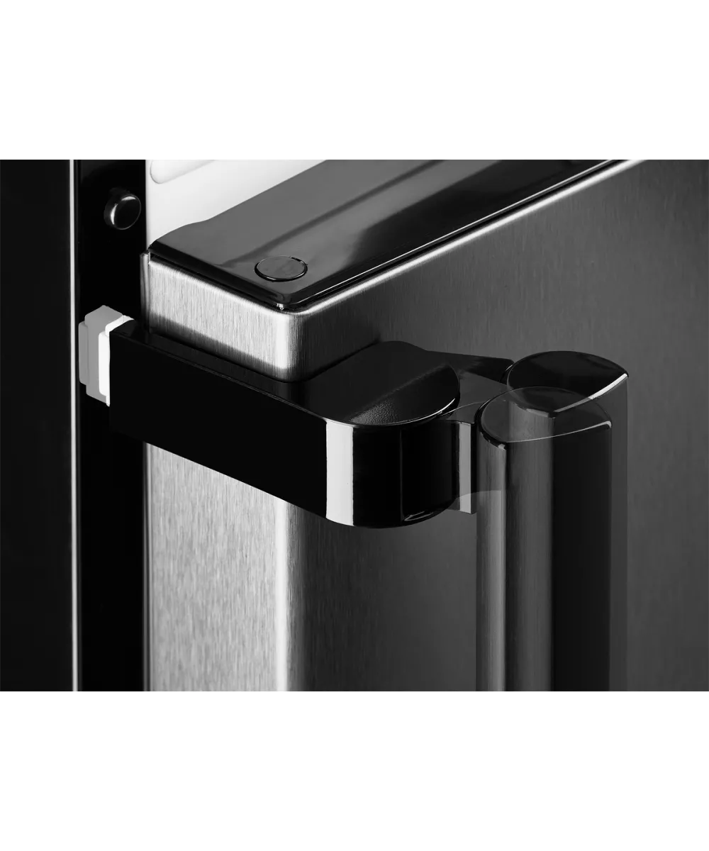 Холодильник Kuppersberg NRV1867DX дверная ручка