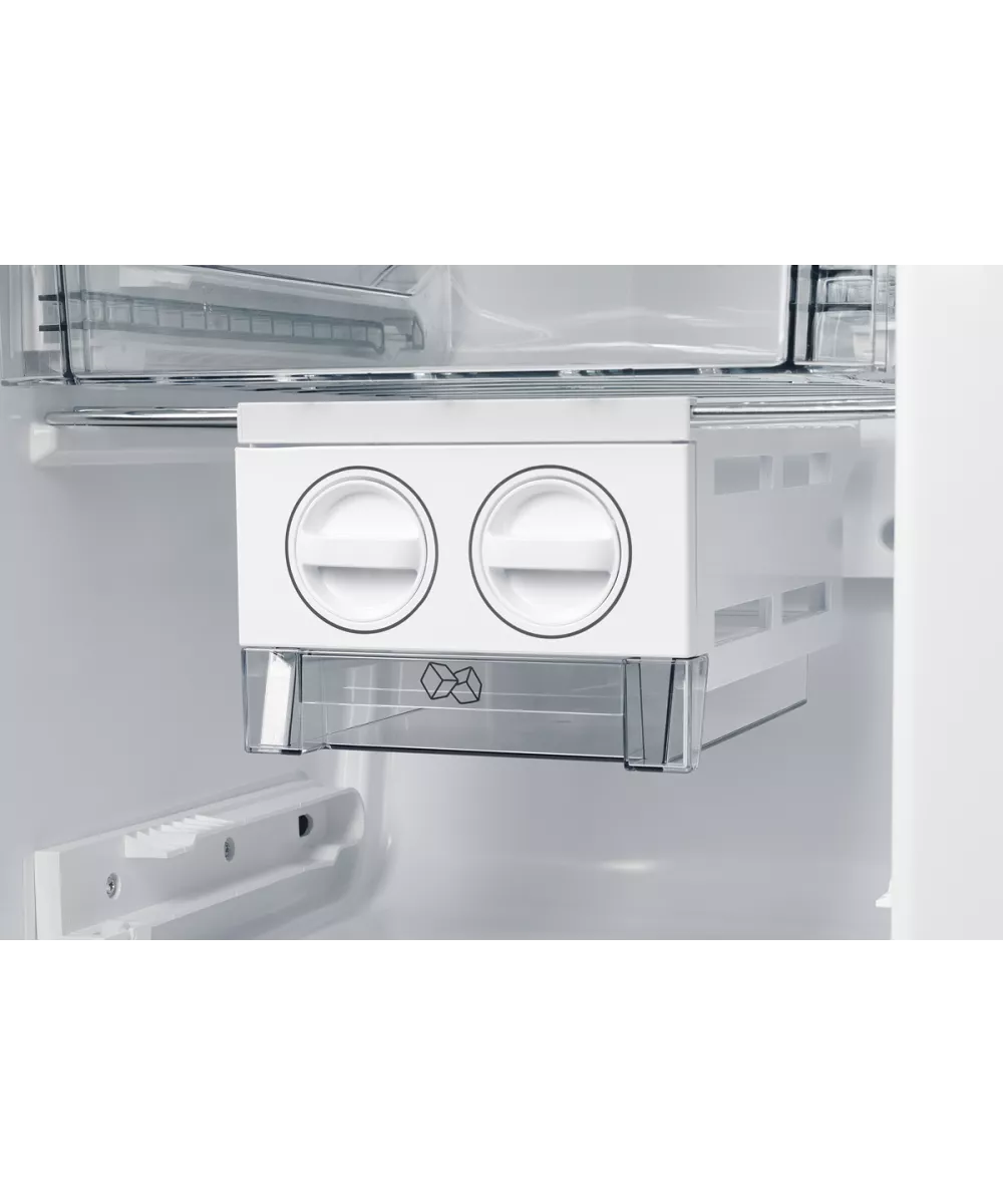 Холодильник Kuppersberg NMFV18591DX отделение для льда